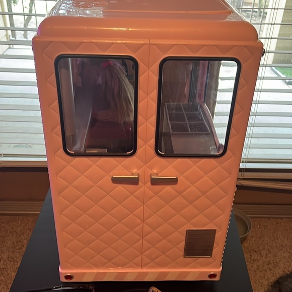 Ice cream truck OG with American Girl doll - Picture 7 of 8